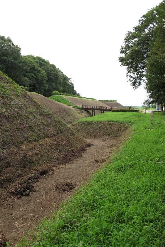 飛山城史跡公園の画像