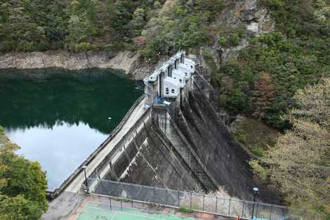 金砂湖 柳瀬ダム 東予 湖 沼 池 ダム の施設情報 いつもnavi