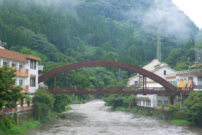 くすしき国の虹のつり橋の画像