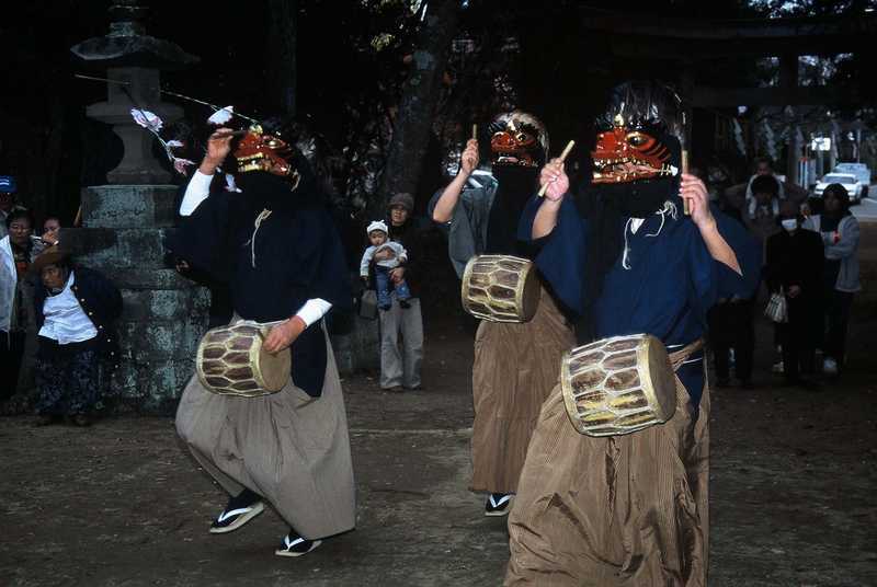 上戸の獅子舞の画像