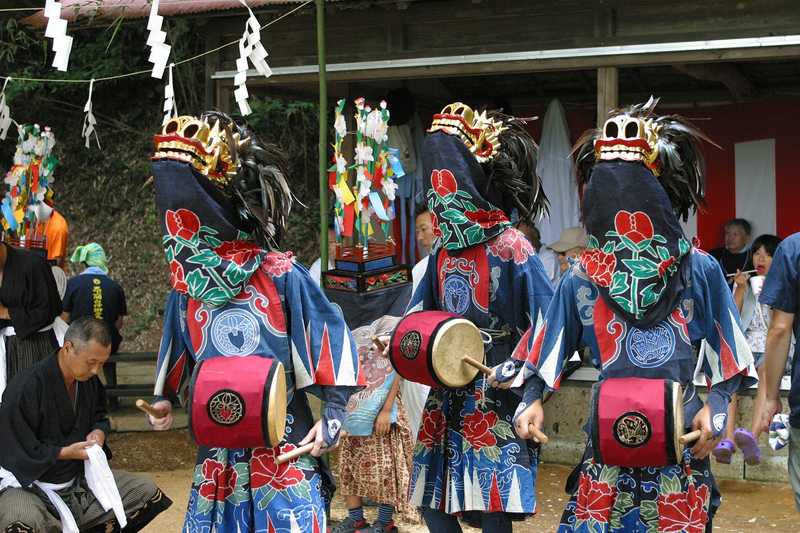 天下一関白神獅子舞の画像