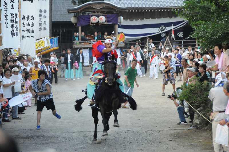 長屋神社の馬かけ祭りの画像