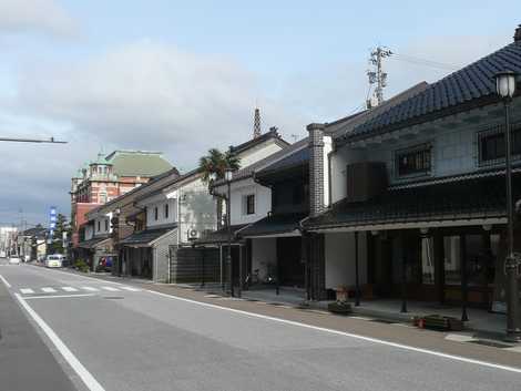 高岡市山町筋の画像