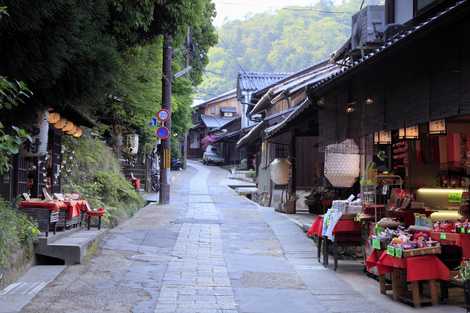 京都市嵯峨鳥居本の画像