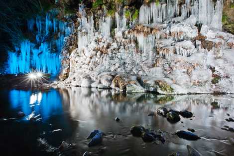 三十槌の氷柱の画像