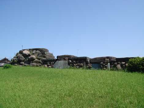 八幡山古墳石室の画像