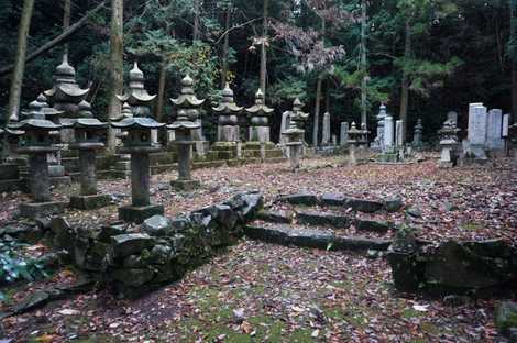 洞玄寺厚狭毛利家墓所の画像