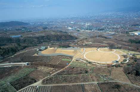 岡・銚子塚古墳の画像