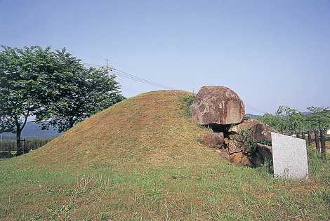 楢崎古墳の画像