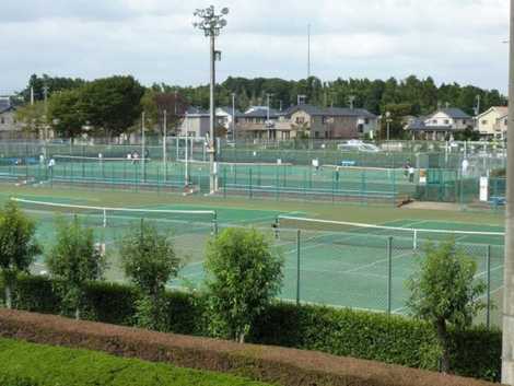 牛久運動公園テニスコートの画像