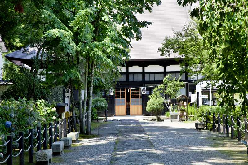 春日山林泉寺の画像