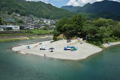 宮崎の河原キャンプ場の画像