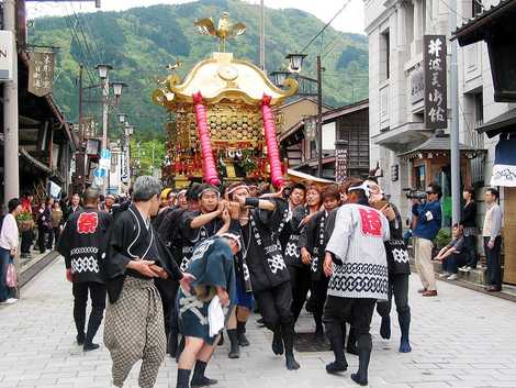 井波よいやさ祭りの画像