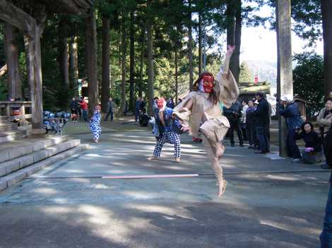 小川寺の獅子舞（春の祭礼）の画像