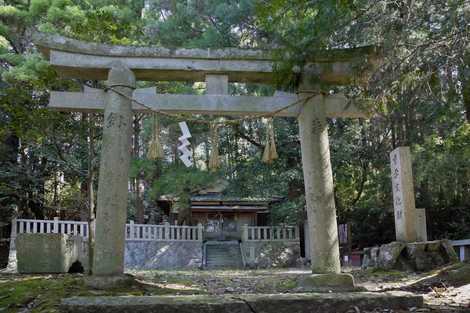 稲荷神社本殿の画像