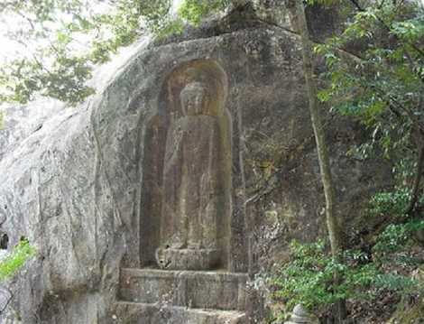 石山観音の画像