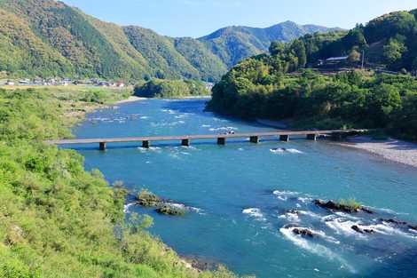 中半家沈下橋の画像