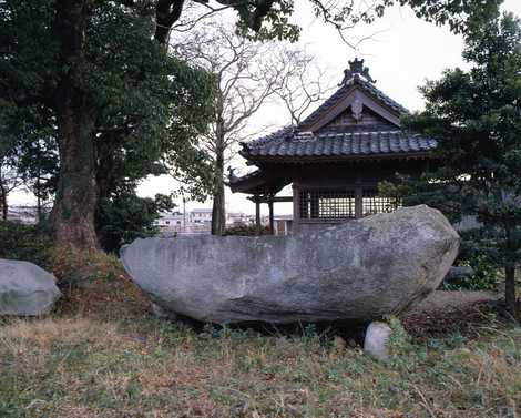 船石遺跡の画像