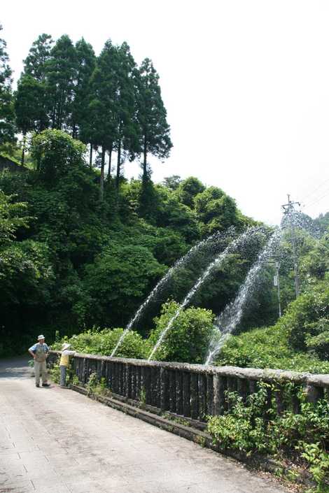 脊振のめがね橋の画像