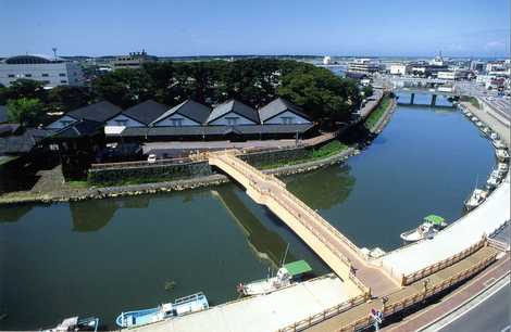 山居倉庫の画像