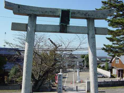 嘉母神社の画像