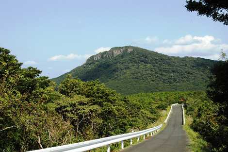 平戸島の聖地と集落－春日集落と安満岳の画像