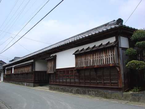 奥平家長屋門の画像