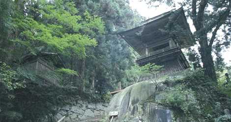 東堂山昭和羅漢の画像