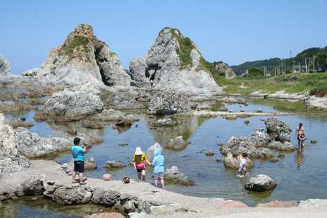 夫婦岩の画像