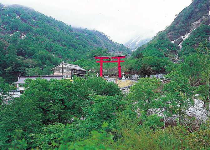 湯殿山神社の画像