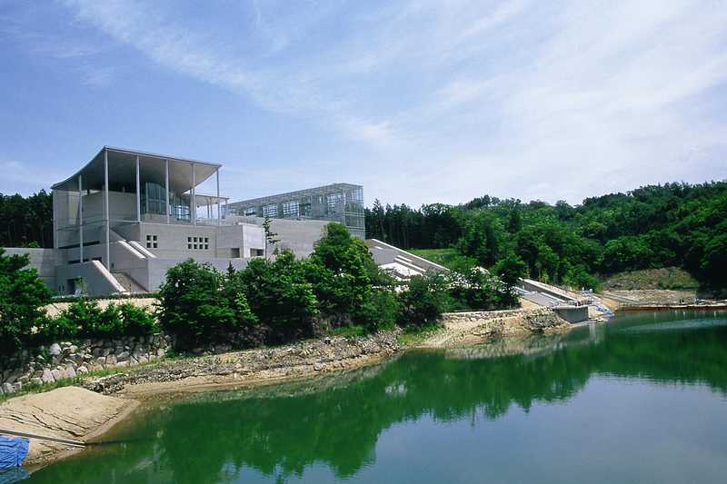 岡崎市美術博物館の画像