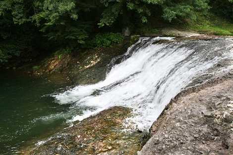 砥部衝上断層の画像