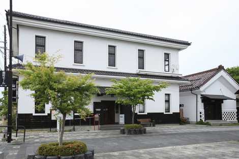 黒壁ガラス館の画像