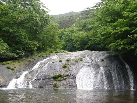 釜淵の滝 盛岡 峡谷 沢 滝 谷等名 の施設情報 いつもnavi